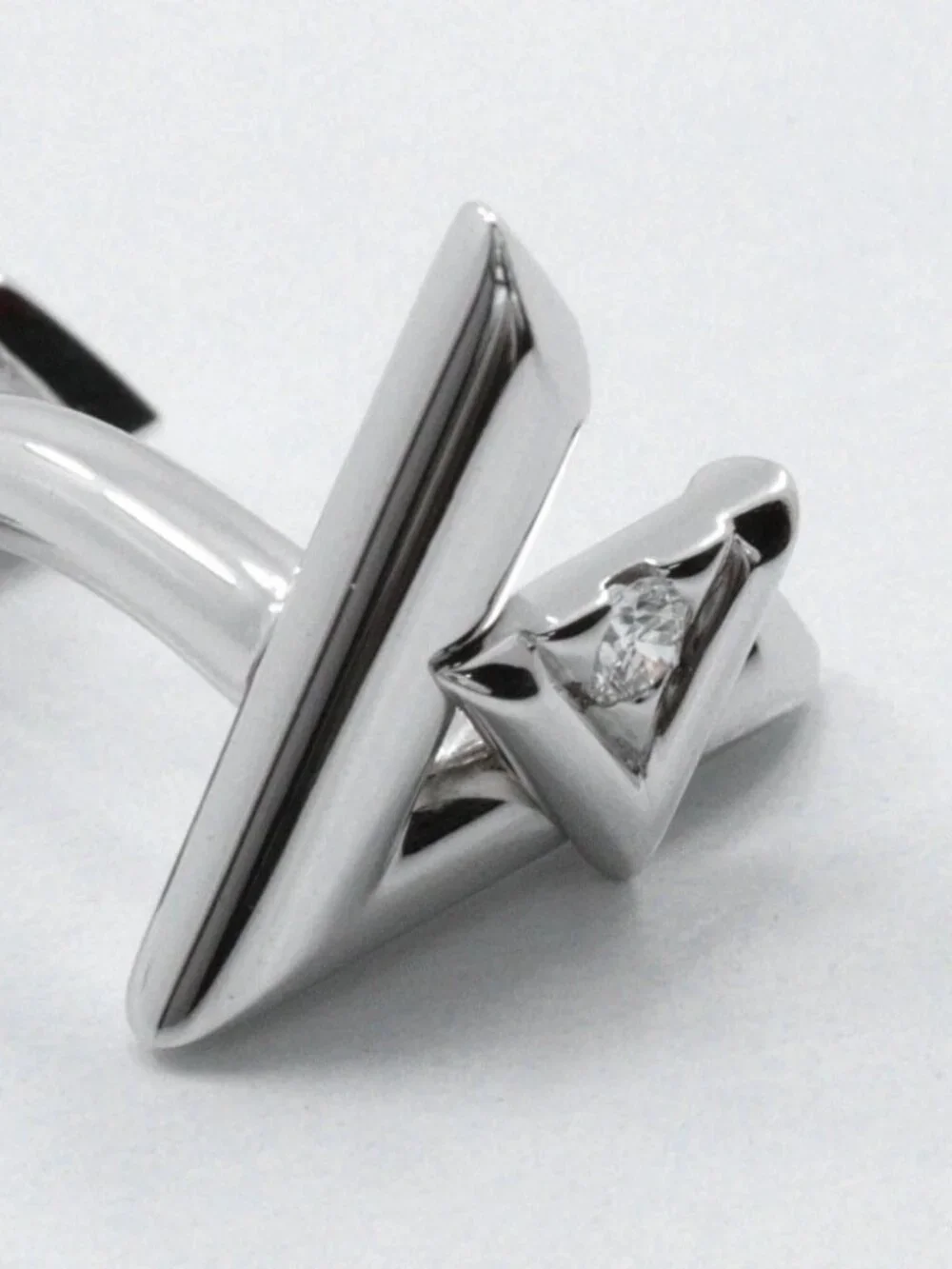 LOUIS VUITTON Volt One cuffs 1P diamond K18 white gold/diamond mens